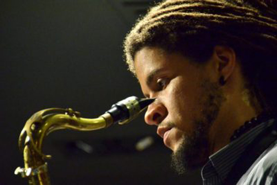 Ariel Bringuez trio resonance