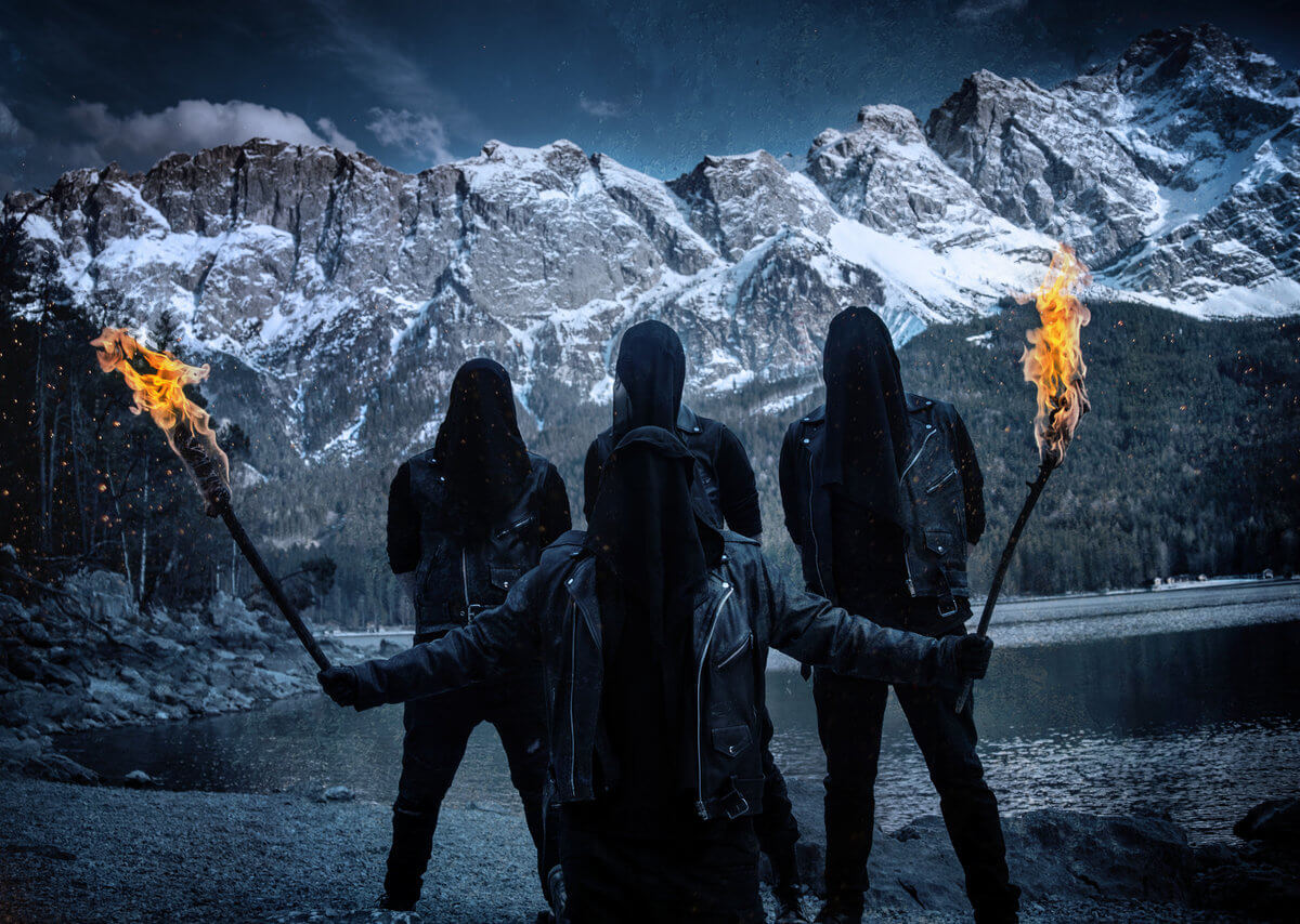 Groza, Nornir, Antikvlt eta The Spirit