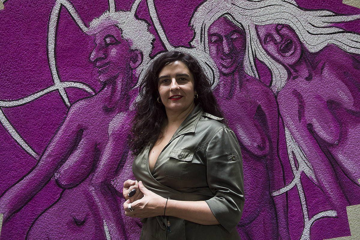 "Puta feminista"