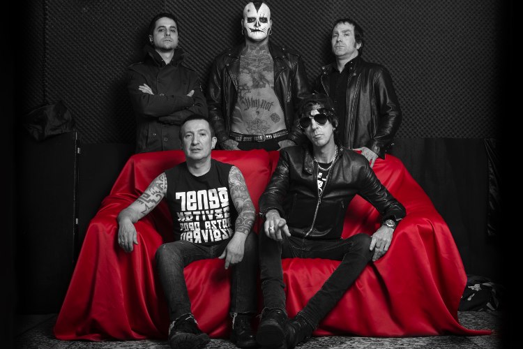 La Excavadora eta Catalina Grande PiÃ±on PequeÃ±o