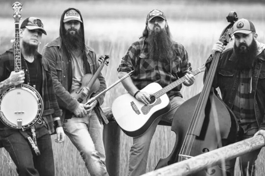 Moonshine Wagon, Tributua eta Bixentak