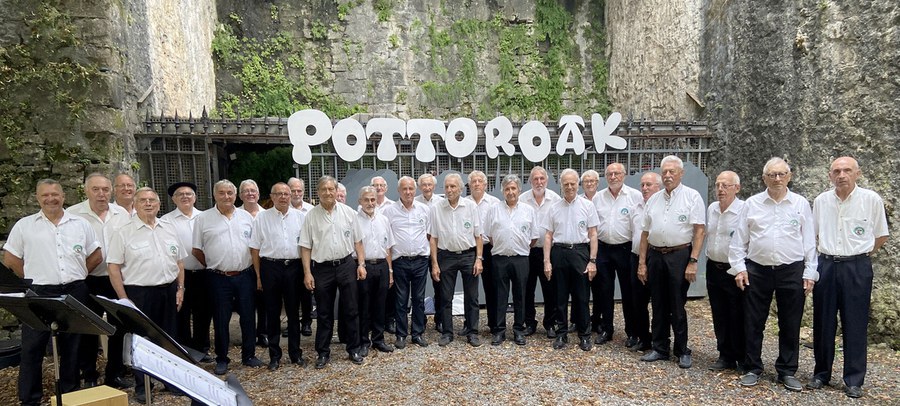 Pottoroak abesbatza