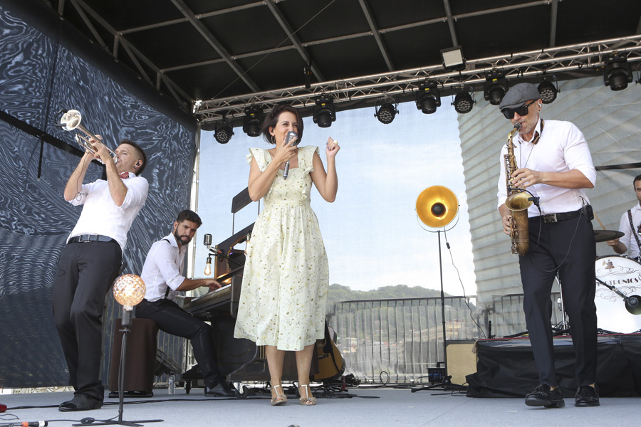 Swingtronics