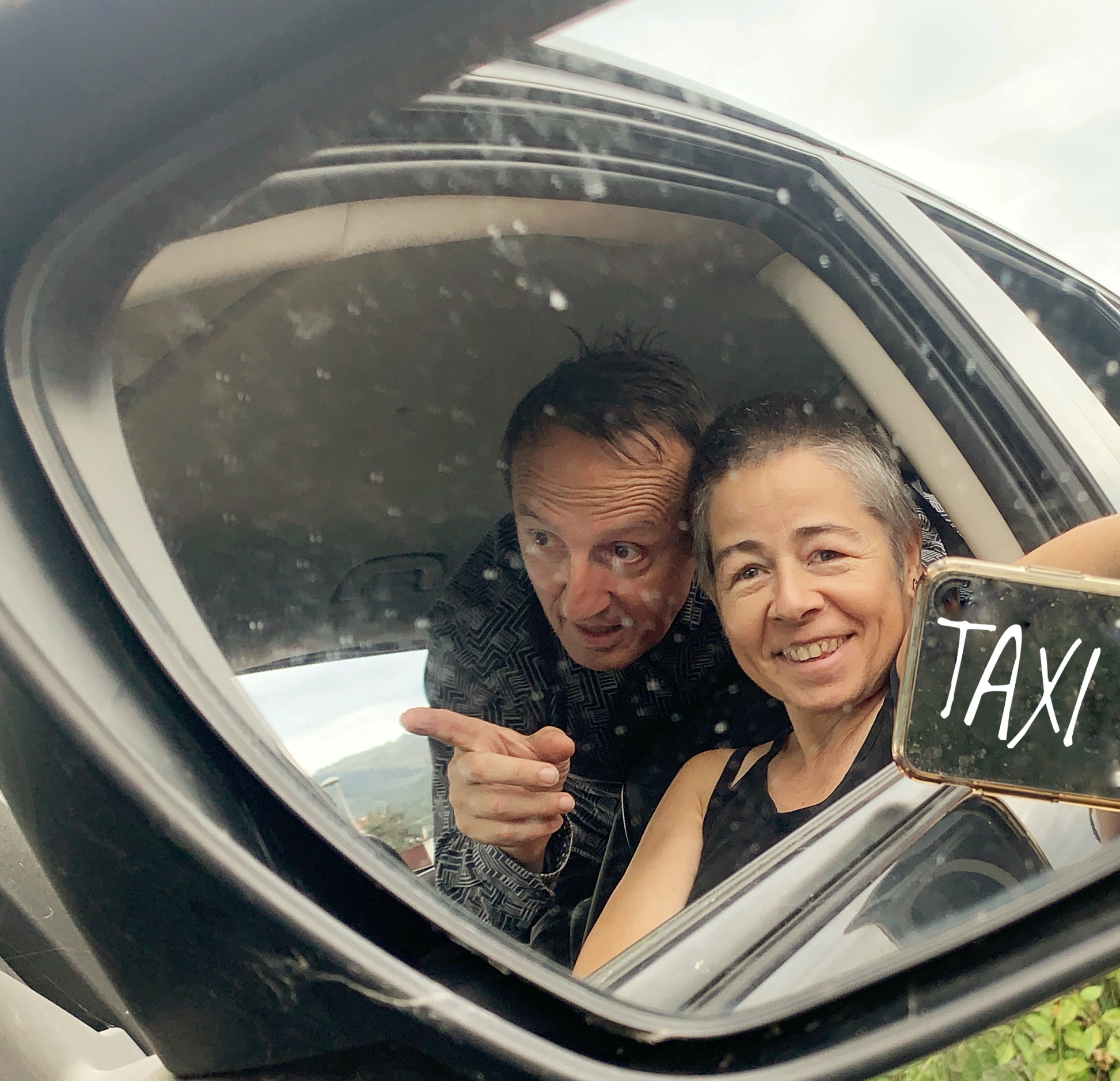"Taxi"