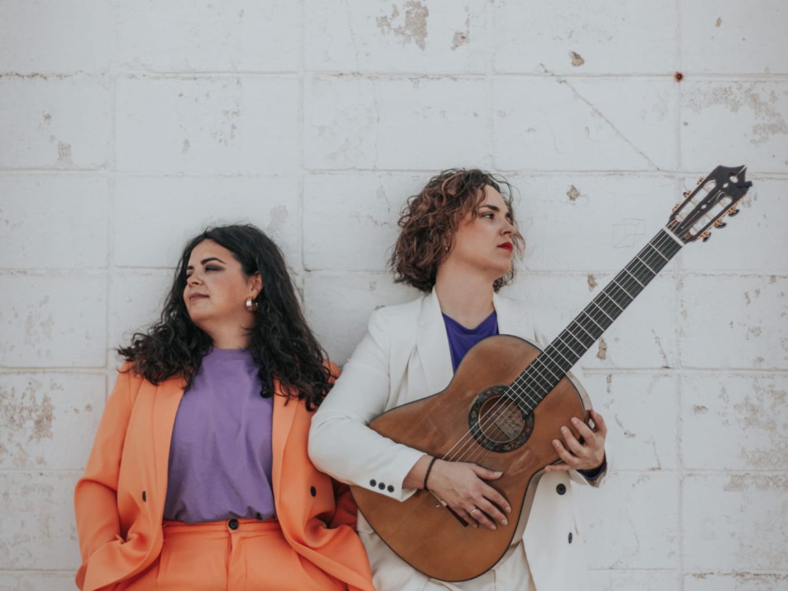 Vicky Gonzalez eta Sara Castro