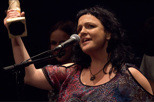 Bertso saio musikatua