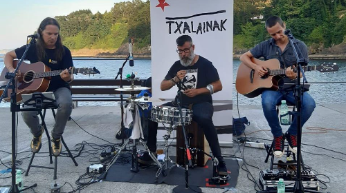 Txalainak